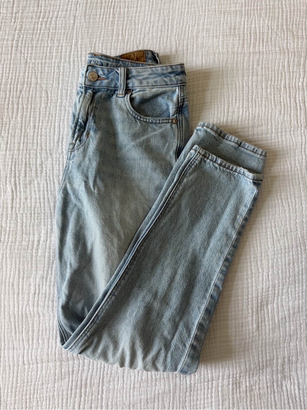 American Eagle Outfitters Light Wash Skinny Jeans